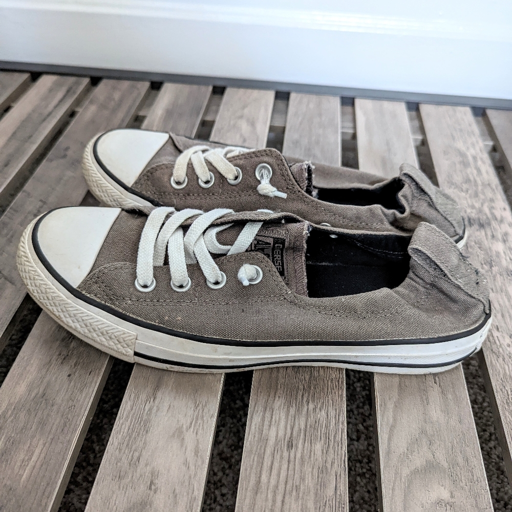 Converse Shore Line, Women's Size 8, Gray